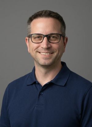 Craig Sturgis headshot